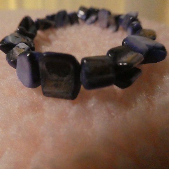 Natural Gemstone Quartz Healing Stretch Bracelet - Picture 3 of 7